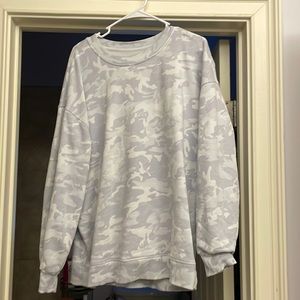 Lululemon White Camo Perfectly Oversized crew size 6